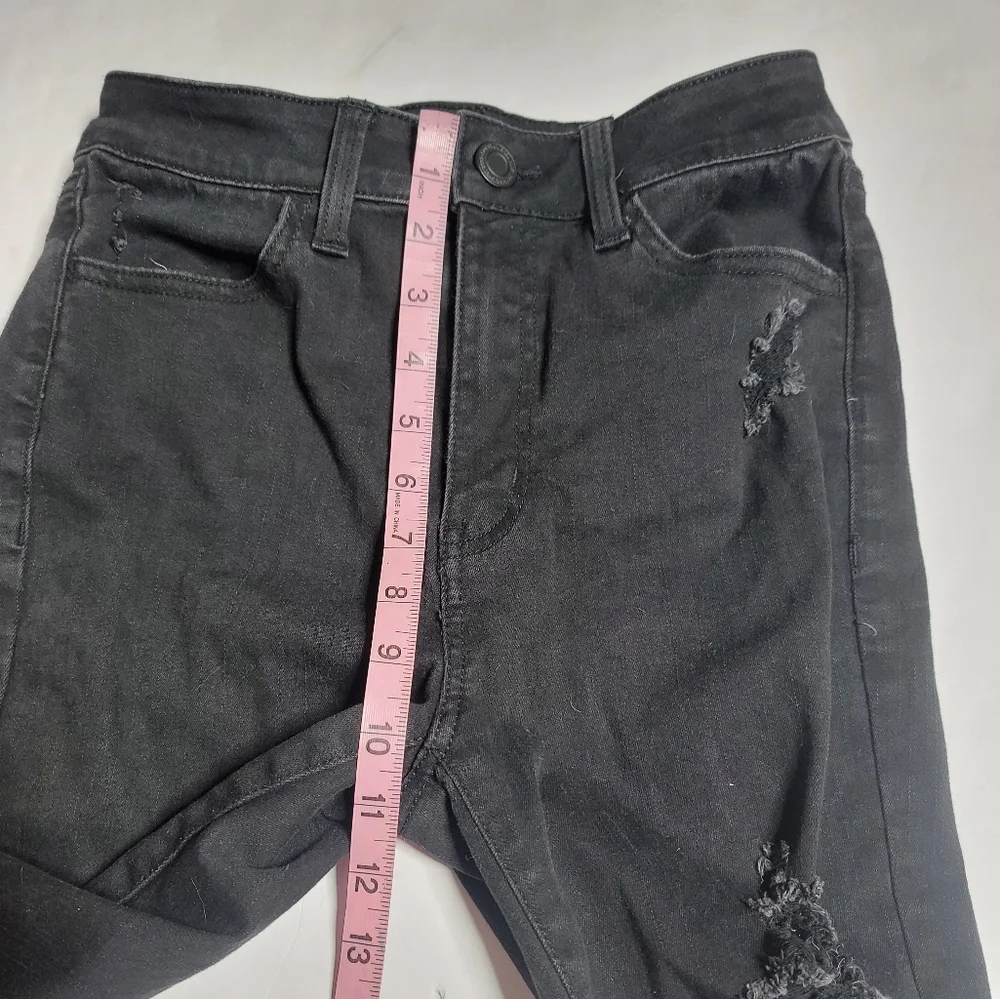 SO Black Distressed Skinny Jeans Size 5 Juniors (Women 0-2) Stretch High Rise